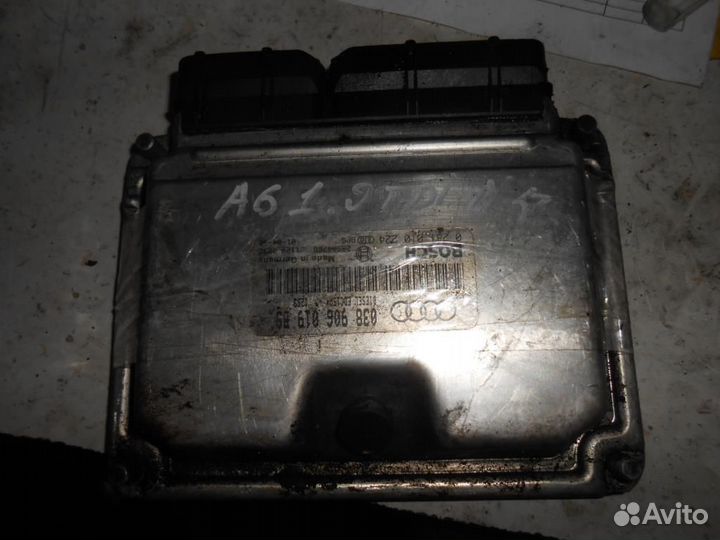 Блок управления двигателем Audi A6/RS6/S6