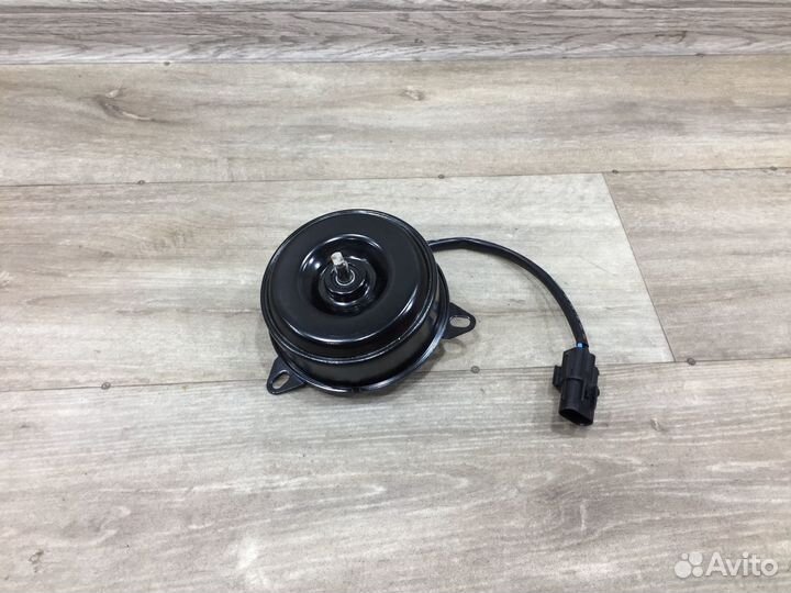 Моторчик вентилятора кондиционера Hyundai Accent