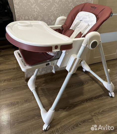 Детский стульчик для кормления