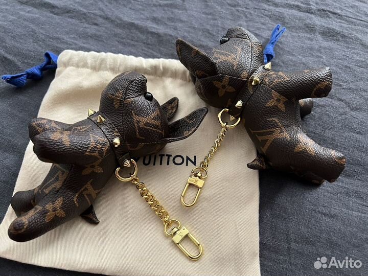 Брелок собачка Louis Vuitton