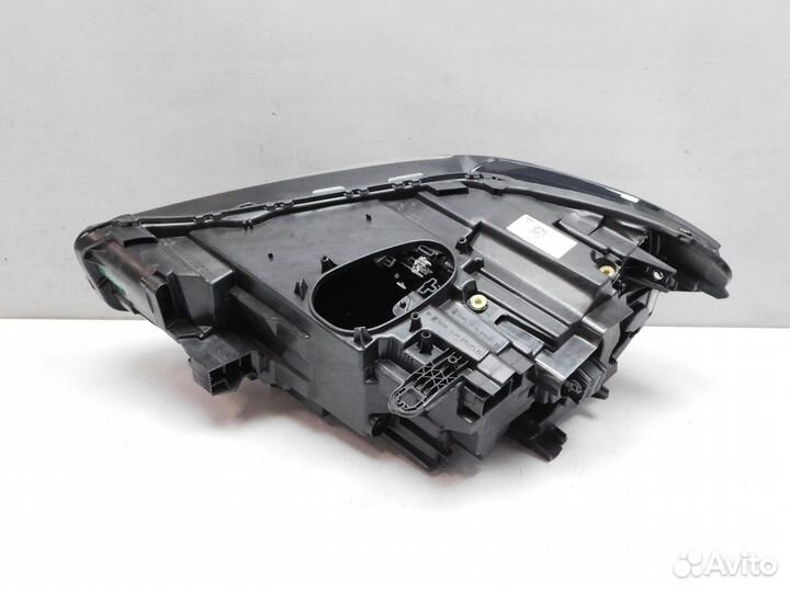 Фара правая BMW X1 F48 (61943)