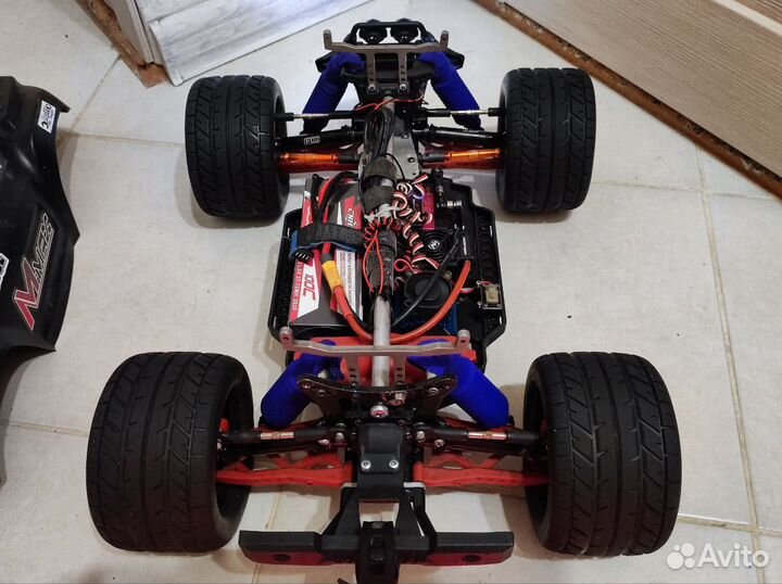 Монстр от Remo hobby M-max 1/10