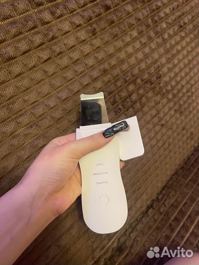 Ультразвуковой аппарат для чистка лица