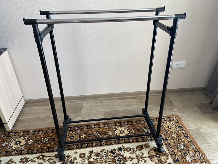 Вешалка напольная