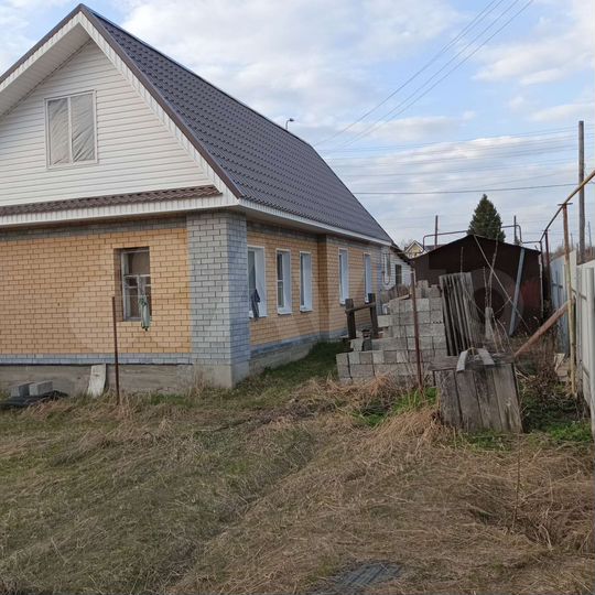 Дом 61 м² на участке 6 сот.