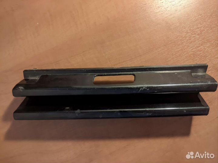 Заглушка переднего бампера mercedes w 140