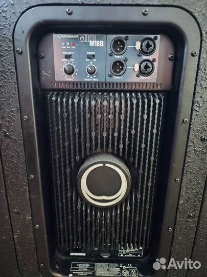 Turbosound M18B - активный сабвуфер 18», 2200 Вт