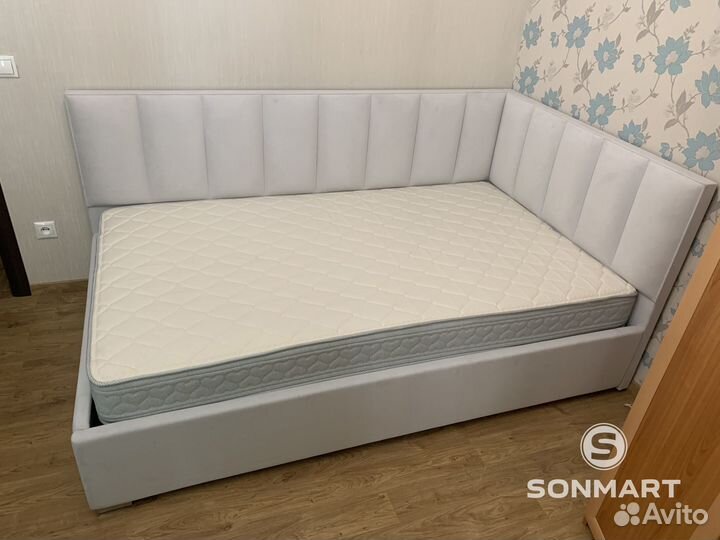 Кроватка детская