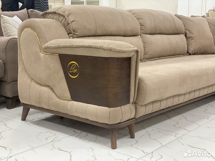 Диван Адмирал