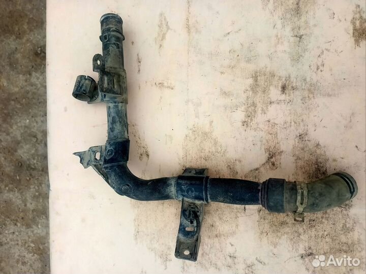 Трубка системы охлаждения Peugeot Partner