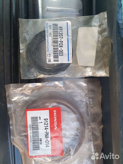 Сальник коренного вала Хонда срв-4