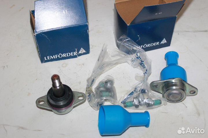 BMW Е83 Шаровые опоры 31103438623