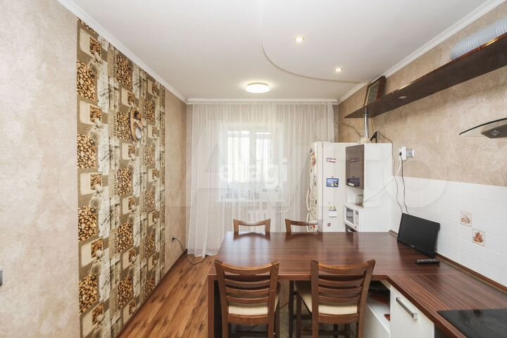 2-к. квартира, 80,1 м², 8/9 эт.