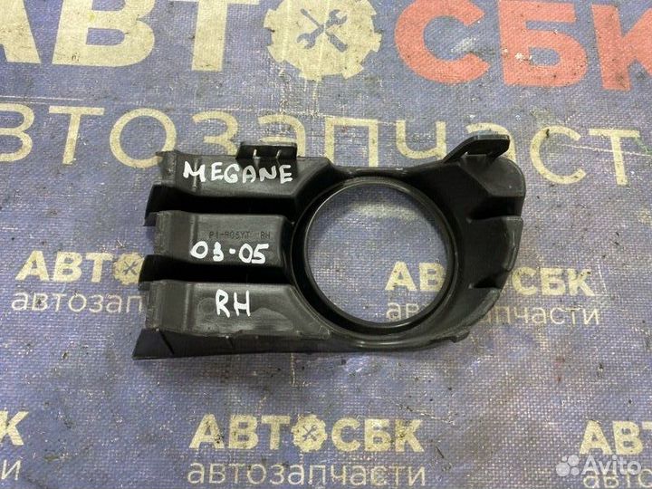 Оправа туманки правая Renault Megane BM F4R