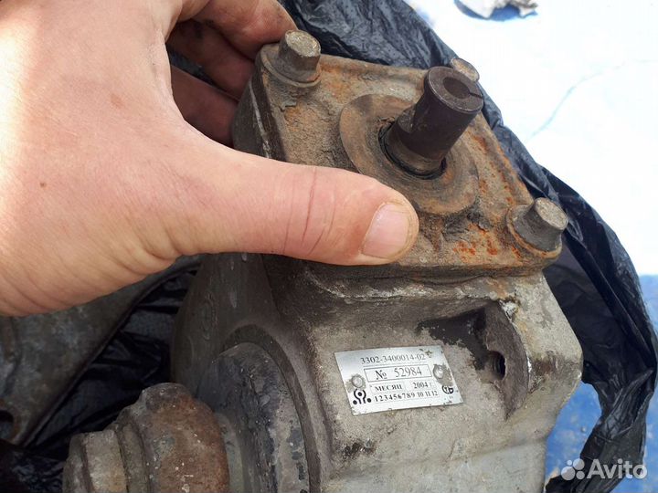 Рулевой механизм газель + сошка и кронштейн