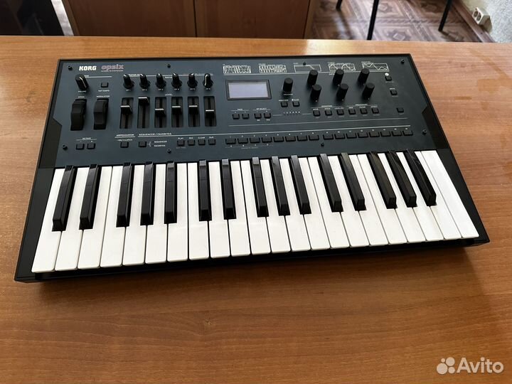 Синтезатор korg Opsix