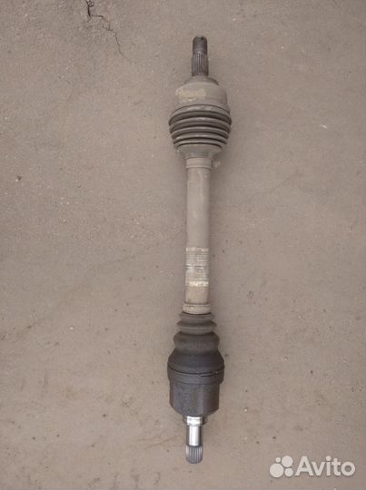 Привод левый peugeot 308 МКПП