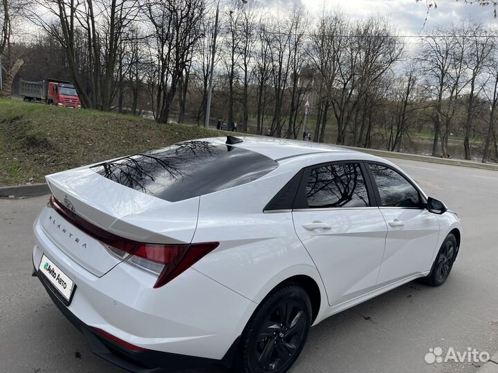 Hyundai Elantra 1.6 AT, 2021, 15 000 км