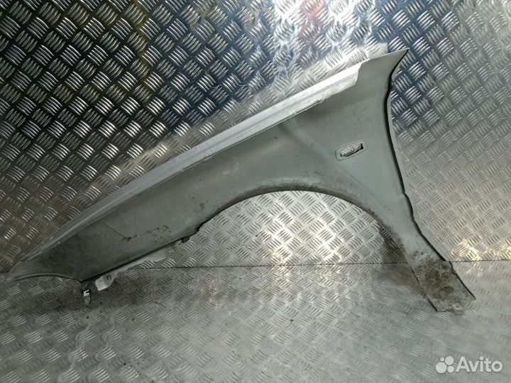 Крыло Mitsubishi Carisma (1995-2004)