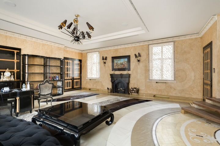 6-к. квартира, 633 м², 5/5 эт.