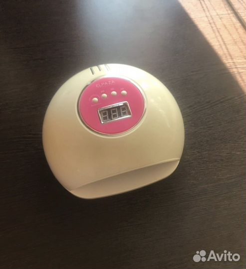 Лампа для ногтей