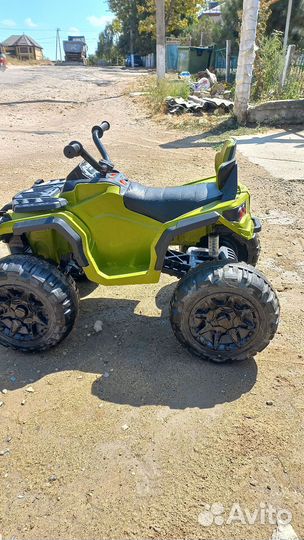 Детский электро квадроцикл бу