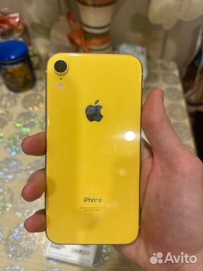 iPhone Xr, 64 ГБ