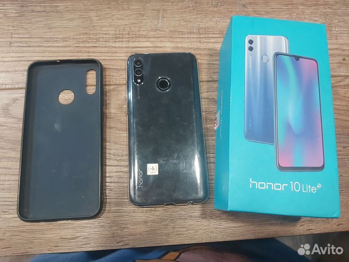 HONOR 10 Lite, 3/32 ГБ