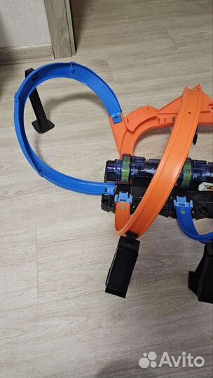 Трасса Hot Wheels 
