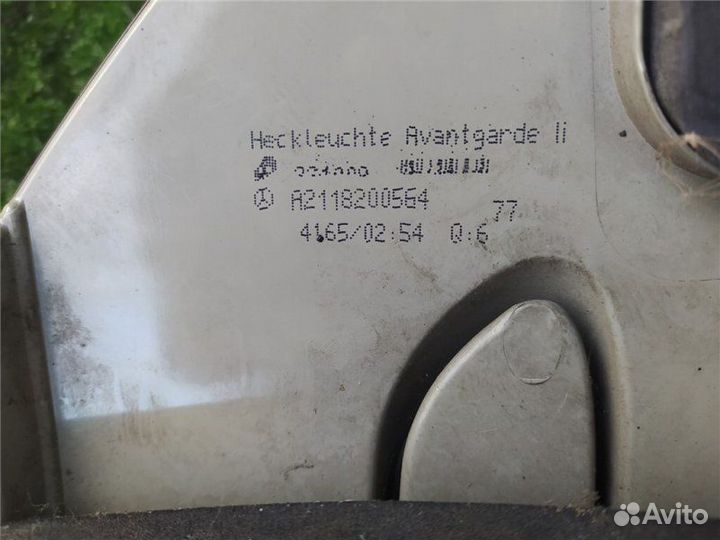 Фонарь задний левый Mercedes E W211 2.2 2004