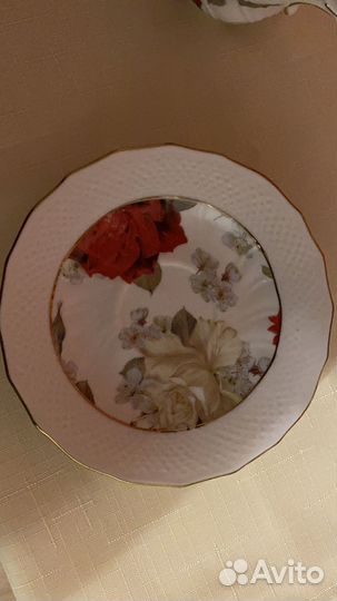 Чайный сервиз новый + чайник с нюансом на крышке