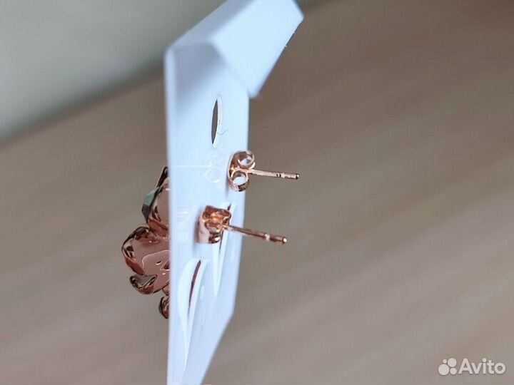 Комплект бижутерии серьги, кольцо, подвеска