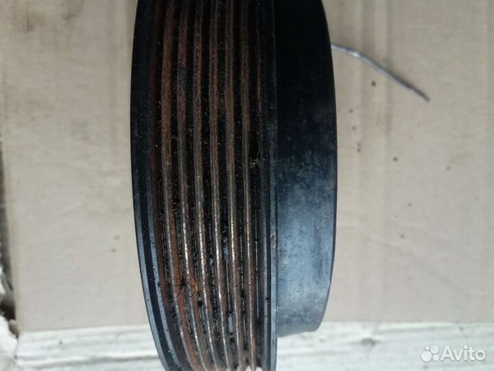 Шкив коленвала Ford Tranzit 2.4 2007