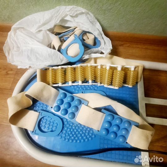 Вибромассажер напольный ленточный