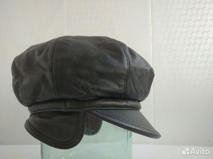 Мужская кожаная кепка
