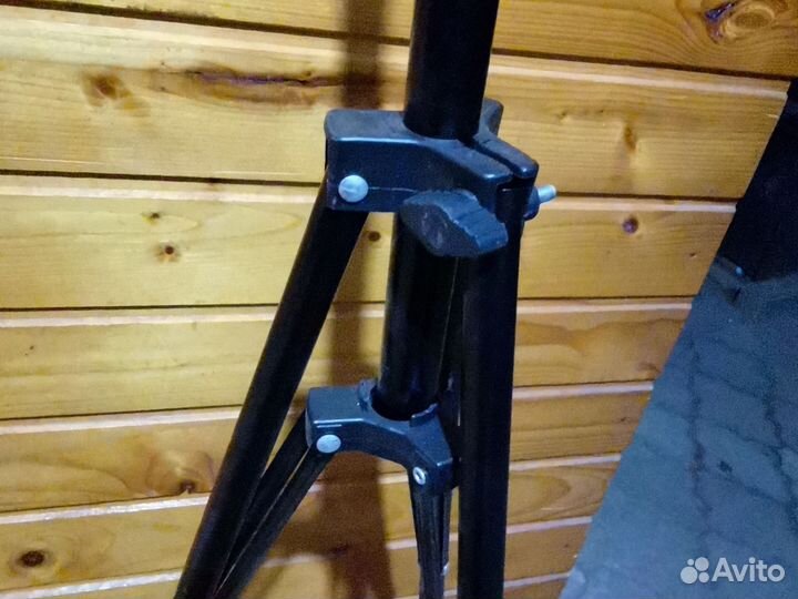 Штатив трипод-универсальный 68-210 см