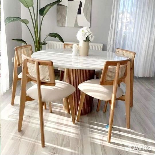 Стул с натуральным ротангом Нант