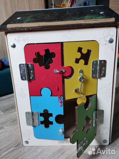 Бизиборд домик бу