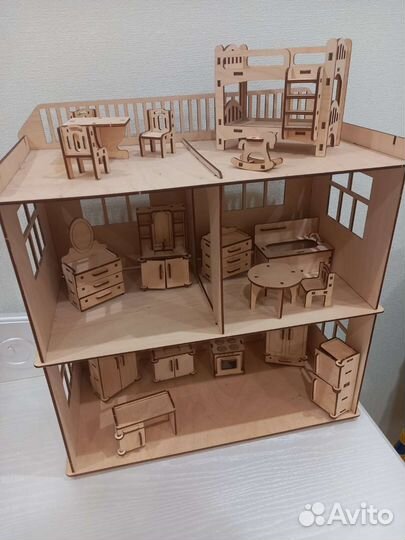 Домик кукольный