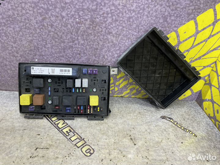 Блок предохранителей Opel Astra H Астра Н