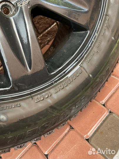 Зимняя резина с дисками r17