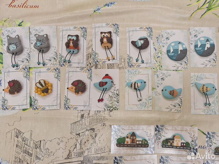 Брошь значок