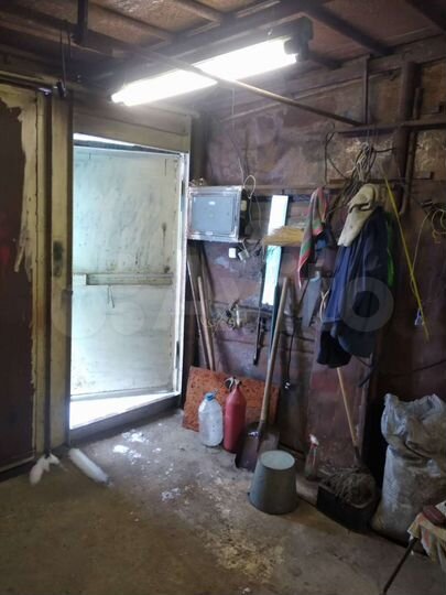 Гараж, > 30 м²