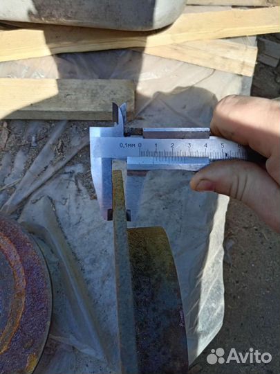 Диски тормозные задние Nissan cefiro а32