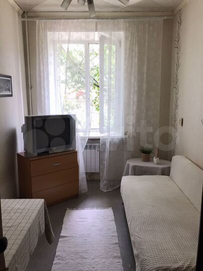 Комната 10 м² в 3-к., 3/3 эт.