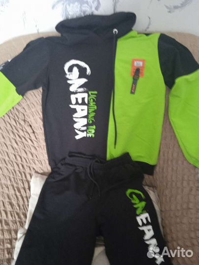 Спортивный костюм для мальчика 146 152