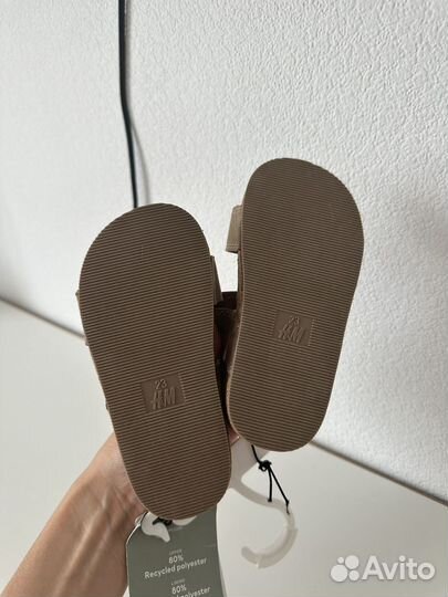 Босоножки hm