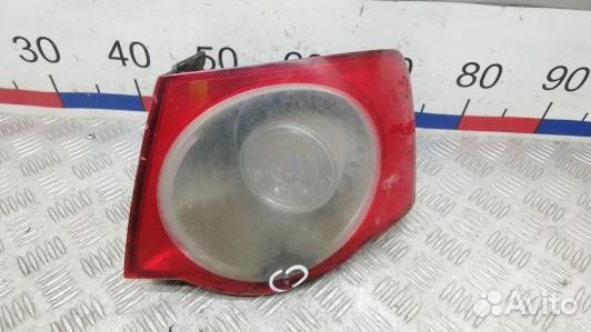Фонарь задний правый volkswagen jetta 5 (JDN27MY01
