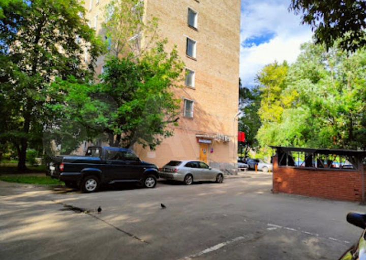 Комната 14,9 м² в 3-к., 1/9 эт.