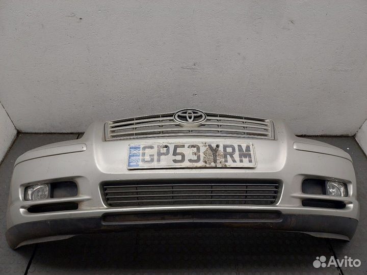 Бампер Toyota Avensis 2, 2003